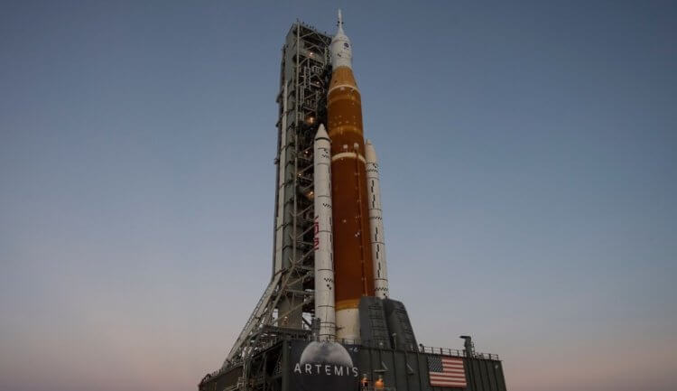 Фото - Когда NASA запустит «лунную ракету» Space Launch System